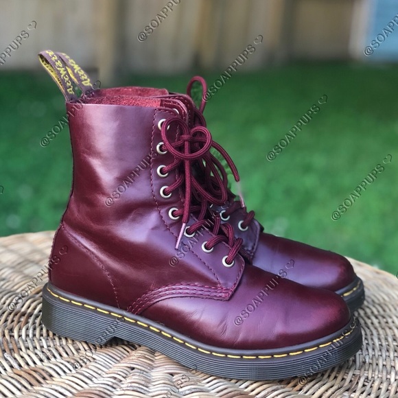 dr martens pascal shiraz